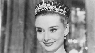 美女伝説を追う!オードリー・ヘプバーンはなぜ今でも愛され続けるのか?