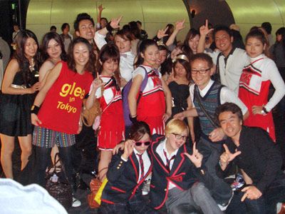 「glee」3D映画のスタンディング上映会に日本全国のファン集結！満席の会場はまるで本物のコンサート！