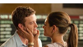 半裸画像流出で実は私生活でもセフレだったことが発覚!?『ステイ・フレンズ』のジャスティン・ティンバーレイクとミラ・クニス