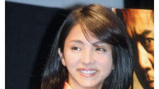 満島ひかり、プライベートは「幸せです」とにっこり!でも三池崇史監督からは「幸薄そうな感じ」と言われ苦笑い!