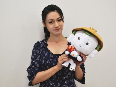 来年30歳の深田恭子 豆富小僧の声は両親に甘える小さいころの自分 シネマトゥデイ