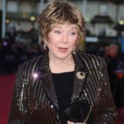 シャーリー・マクレーン、アメリカ映画協会の生涯功労賞を受賞