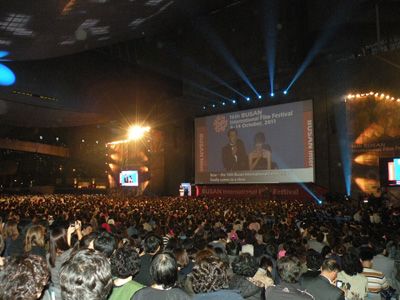 第16回釜山国際映画祭が閉幕！4,000人の前にオダギリジョー、原田眞人監督、受賞の井手洋子監督も登壇