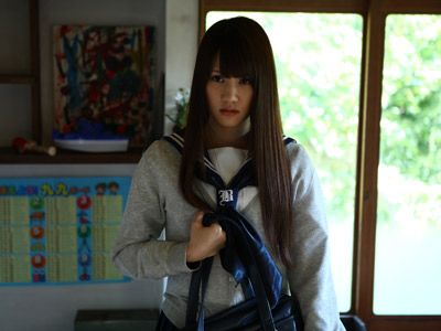 AKB48鈴木まりやが初出演映画で主演に抜てき！「こっくりさん」の呪いの恐怖におびえる女子高生役で迫真の演技