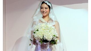 武井咲、17歳の花嫁に！新CMでウエディングドレス姿を披露！「早くスマートな方を見つけたい」