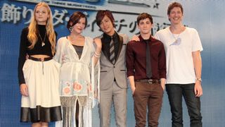 アニメ好きなミラ・ジョヴォヴィッチ、「8がいっぱい!」などニコ動ユーザーたちと直接対話で大はしゃぎ!