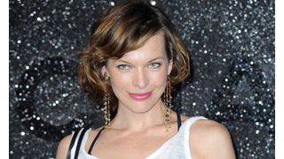 ミラ・ジョヴォヴィッチ、『三銃士』よりも『トワイライト』をえこひいきするサミットに喝！