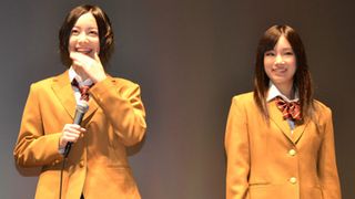 SKE48矢神久美・松井珠理奈、映画初出演舞台あいさつで「どっちが大人か論争」を繰り広げる！