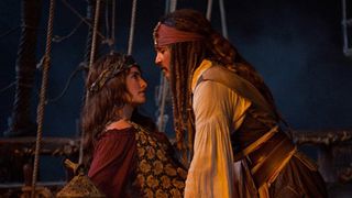 ジョニデがジョニデとキス!?『パイレーツ』ペネロペ・クルス初登場シーンがウェブ初公開!