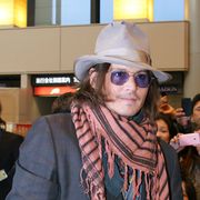 ジョニー・デップ、死のフライト経験告白!乗っている飛行機のエンジンがストップし「僕らは墜落して死ぬぞ!」恐怖のあまりなぜか爆笑