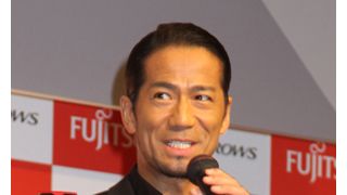 EXILEのHIRO、交際中の上戸彩については無言！ケータイ新商品には「すてきな女性が持つとかわいい」と笑顔！