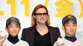 ブラッド・ピット、東北の野球少年たちと対面「日本の皆さんの頑張り、粘り強さに影響を受けた」