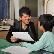 雨上がり決死隊・宮迫博之の息子が芸能界デビュー!?『リアル・スティール』テレビCMで父子共演!