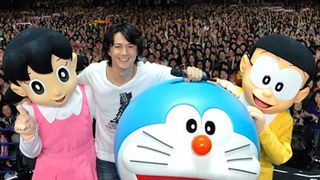 福山雅治、劇場版『ドラえもん』初の主題歌担当決定！ツアーファイナルで発表！ドラえもん生誕100年前である2012年公開作品
