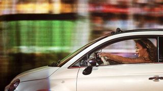 ジェニファー・ロペス、地元愛を訴える車のコマーシャルをボディダブルで済ませ批判を浴びる