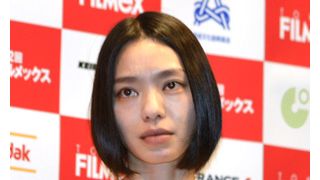 Cocco、独特の存在感で主演映画の舞台あいさつ！女優としても天才と塚本晋也監督が絶賛！