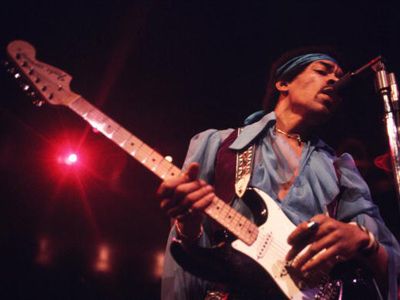 ローリング ストーン誌が選ぶ 史上最高のギタリスト はジミ ヘンドリックスに シネマトゥデイ