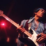 ローリング・ストーン誌が選ぶ「史上最高のギタリスト」はジミ・ヘンドリックスに!