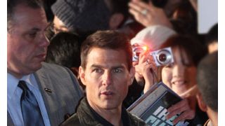 トム・クルーズ、プレミアで訪れたインドの空港での熱烈歓迎はやらせ?スタジオが否定