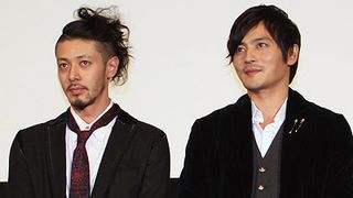 オダギリジョー、チャン・ドンゴンとカラオケで友情深めた!? 「日本では消えてしまったタイプの男性」と称賛!