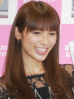 AKB48秋元才加、“すっぴん”で戦える女性に！樹木希林が目標!?