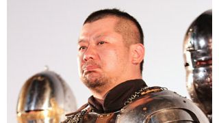 ケンドーコバヤシ、重さ30キロの甲冑姿で登場し脱水症状寸前!? 「ゲストで招かれてなんで……」