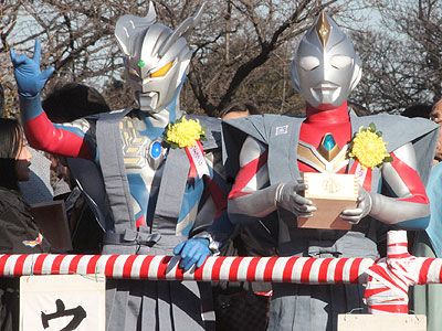 ウルトラ戦士が節分の鬼退治！なでしこ丸山選手らと豆まきに参加！