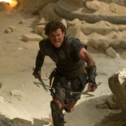 映画『タイタンの戦い』続編の『タイタンの逆襲』の公式ビジュアルが公開 坊主頭からすっかり変わったペルセウスの姿