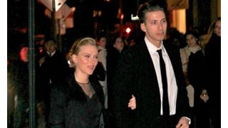 スカーレット・ヨハンソン、オバマ大統領を支持する資金集めパーティーを主催