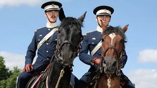 スピルバーグ監督が手掛けた、美馬のド迫力活劇シーン公開！