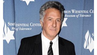 ダスティン・ホフマン主演のドラマ、撮影中に転倒した二頭の馬を安楽死