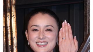 国生さゆり、8歳年下の彼氏とバレンタイン婚!「優しい家庭を築きたい」
