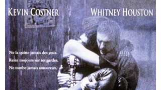 『ボディガード』でホイットニーさんが着用したドレスがオークションに 出品者は「まさに売り時」とコメント