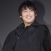 文豪・太宰治演じた“ヒザ神”フルポン村上、固いのはヒザだけじゃなかった!? 実は役者になるのが夢
