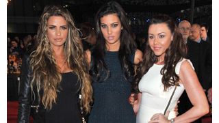 ケイティ・プライス、障がいを持つ息子が携帯電話持込禁止と言われ映画プレミアに入場せず