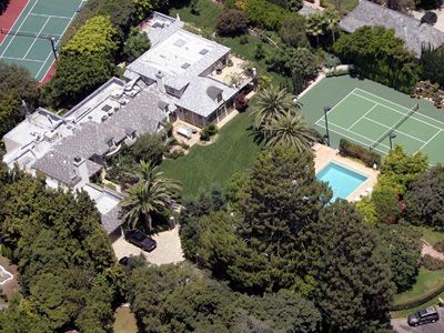 マドンナがビバリーヒルズの豪邸を22億円以上で売却