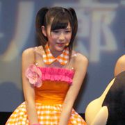 まゆゆ、「しんちゃんのお尻が好き」映画『クレヨンしんちゃん』特別試写会で主題歌披露!!