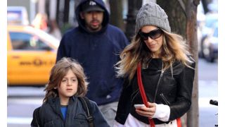 サラ・ジェシカ・パーカー、所有している服で一番のお気に入りはシャネルのジャケット