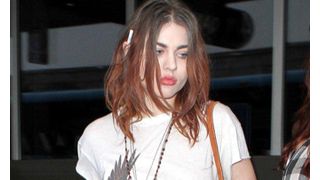 故カート・コバーンさんの娘フランシス・ビーン「ツイッターはママの利用を禁止すべき」