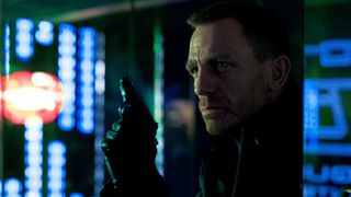 トルコで『007 スカイフォール』の撮影中、スタントマンが330年の歴史を持つ店に突っ込む事故発生