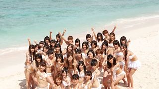 AKB48、新曲で全員白い水着姿&史上最多36人でセンター争い!?