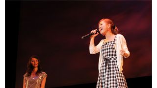西野カナ、新曲「私たち」を初披露！香里奈とともに名古屋凱旋イベントで会場大熱狂