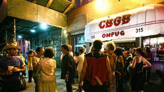 伝説のクラブ、CBGBが新居地で再オープンか?