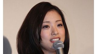 上戸彩、セクシーショットに照れ笑い「リアリティを求めて撮影に臨みました」「元気ハツラツ」卒業!?