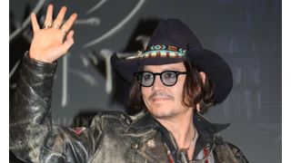 ジョニー・デップ、来日会見で東日本大震災について「被災地の方々をサポートしたい気持ち」とメッセージ