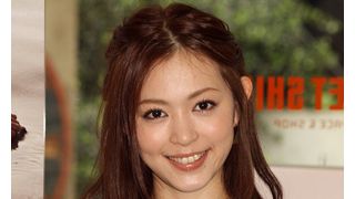 岩佐真悠子、一糸まとわぬ姿も 大胆セクシー写真集発売!