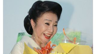 SMの女王、谷ナオミが東京に降臨！客が多数来場したロマンポルノ上映会に感激の表情!!