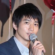 向井理はロングヘアの女性に胸キュン!「結んでいる髪をほどいたり…」