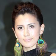 妊娠&結婚の長谷川理恵がブログで報告!「今、とっても幸せです」