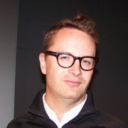 『ドライヴ』のニコラス・ウィンディング・レフン監督が、テレビドラマ「バーバレラ」の監督に!